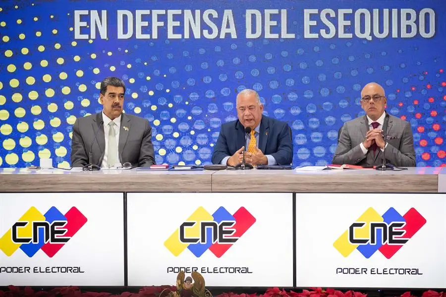 CNE afirma que votaron más de 10 millones de venezolanos a pesar de la abstención documentada por medios