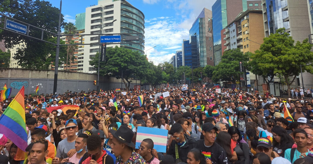 ONG señala que Nicolás Maduro, Tarek William Saab y diputados de la AN usan discursos discriminatorios contra personas LGBTIQ+