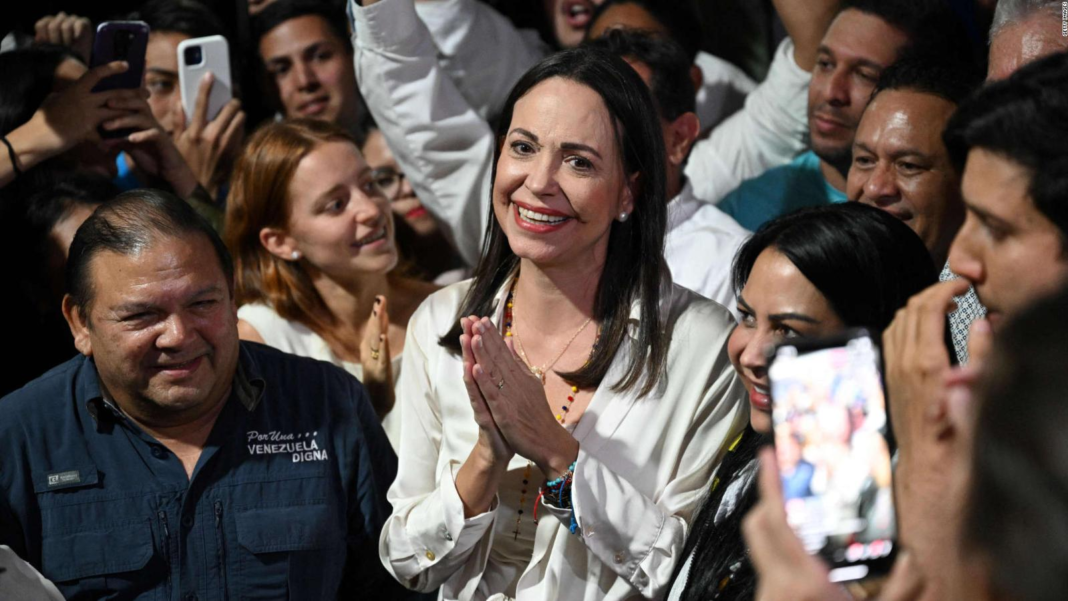 La líder de la oposición María Corina Machado, ha agradecido al artista Alejandro Sanz por su apoyo en las redes sociales