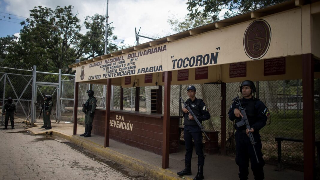 Régimen de Nicolás Maduro obliga a los más de 100 presos políticos de Apure a pagar para evitar ser trasladados a peligrosas cárceles