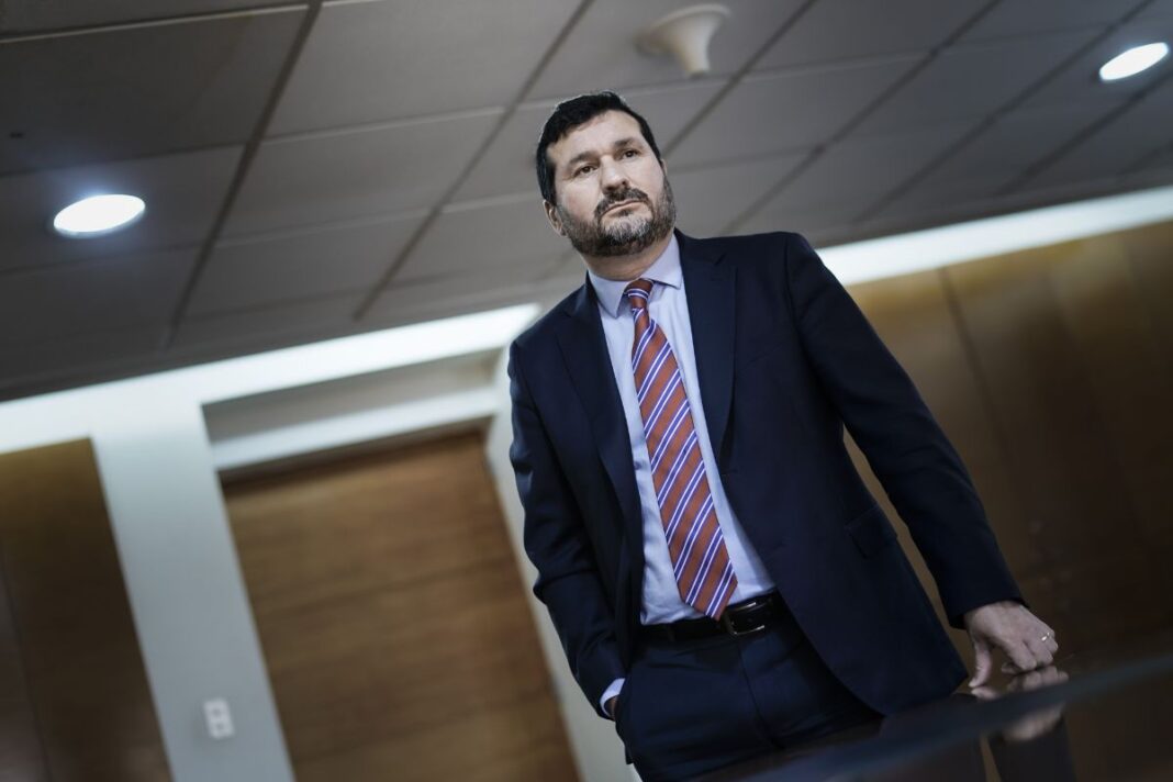 Fiscal chileno Héctor Barros: Fiscal chileno Héctor Barros: