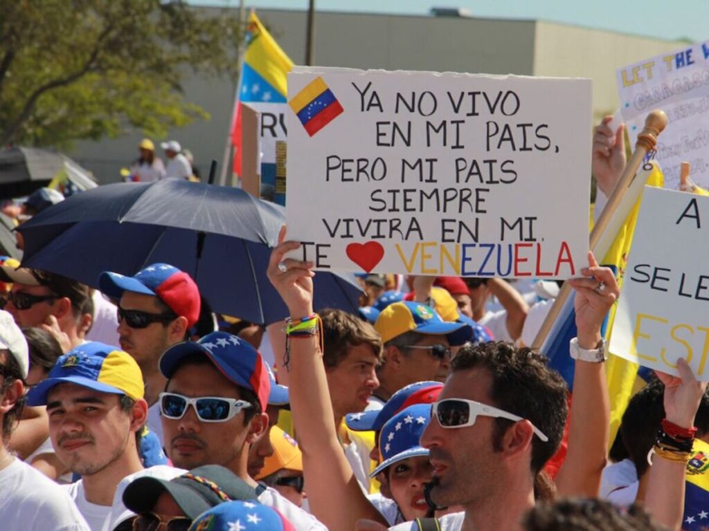 Venezolanos en el exilio por defender los votos el 28 de julio. Foto EFE.