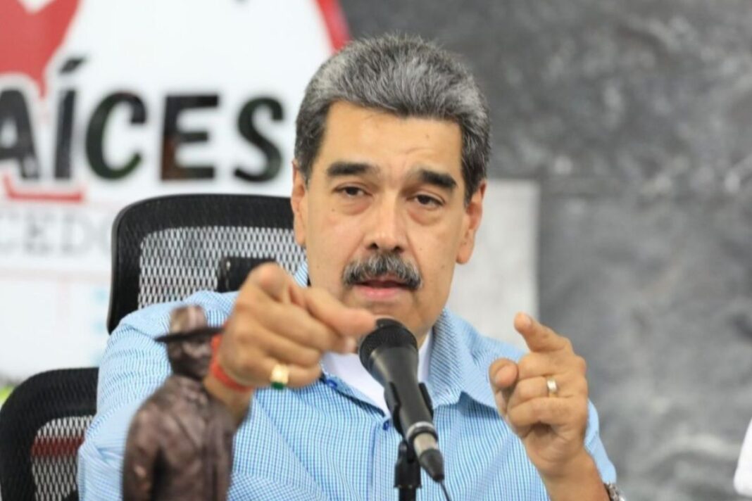 Aplicación de denuncias 24/7 de Nicolás Maduro podría servir como herramienta de persecución