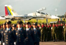 «Si Estados Unidos decide invadir Venezuela, dudo que tropas rusas estén involucradas, el apoyo va a ser con suministro de armas» "Si Estados Unidos decide invadir Venezuela, dudo que tropas rusas estén involucradas, el apoyo va a ser con suministro de armas"