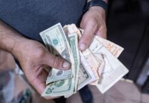 «Hace un año el dólar en Venezuela costaba 400% menos» "Hace un año el dólar en Venezuela costaba 400% menos"