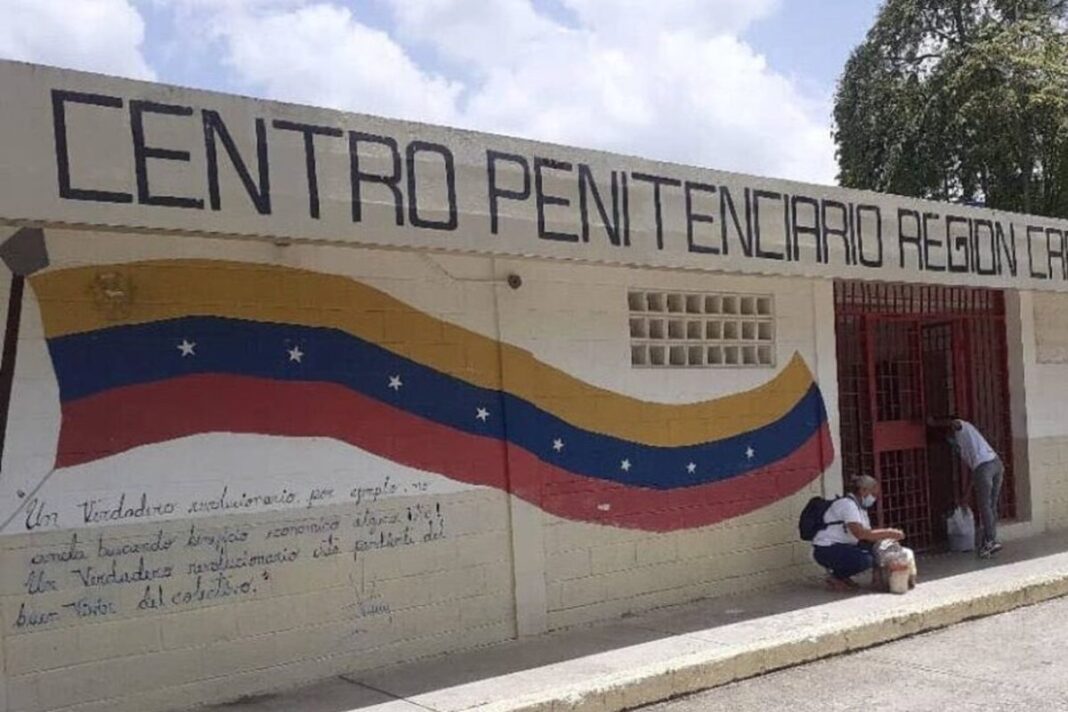 Denuncian que presos políticos son golpeados y pasan hambre en Yare II