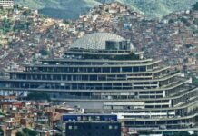 Foro Penal denuncia la existencia de 887 presos políticos en Venezuela, entre ellos 85 extranjeros Foro Penal denuncia la existencia de 887 presos políticos en Venezuela, entre ellos 85 extranjeros