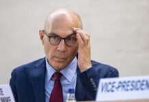 ONU denuncia que el régimen de Nicolás Maduro coerciona a adolescentes para enlistarlos en las Milicias Bolivarianas ONU denuncia que el régimen de Nicolás Maduro coerciona a adolescentes para enlistarlos en las Milicias Bolivarianas