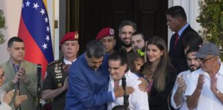 Nicolás Maduro aseguró que Alex Saab no es su testaferro y asegura que jamás ha tenido uno Nicolás Maduro aseguró que Alex Saab no es su testaferro y asegura que jamás ha tenido uno