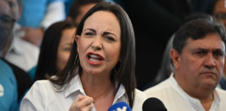 María Corina Machado pide a los venezolanos «serenidad y firmeza» tras anuncio de presidenciales María Corina Machado pide a los venezolanos "serenidad y firmeza" tras anuncio de presidenciales