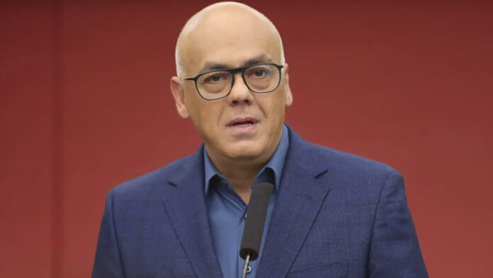 Jorge Rodríguez impondrá a la Plataforma Unitaria reuniones en Venezuela: “Lo que quieran firmar, lo firmamos en Caracas» Jorge Rodríguez impondrá a la Plataforma Unitaria reuniones en Venezuela: “Lo que quieran firmar, lo firmamos en Caracas"