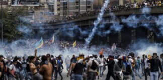 Provea: Van 10 años desde que Maduro aceleró la construcción del andamiaje anti-protestas Provea: Van 10 años desde que Maduro aceleró la construcción del andamiaje anti-protestas