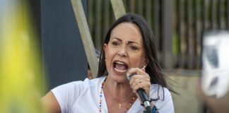 María Corina Machado: «Cumplir con Barbados es entender que me voy a inscribir y voy a enfrentar a Maduro» María Corina Machado: "Cumplir con Barbados es entender que me voy a inscribir y voy a enfrentar a Maduro"