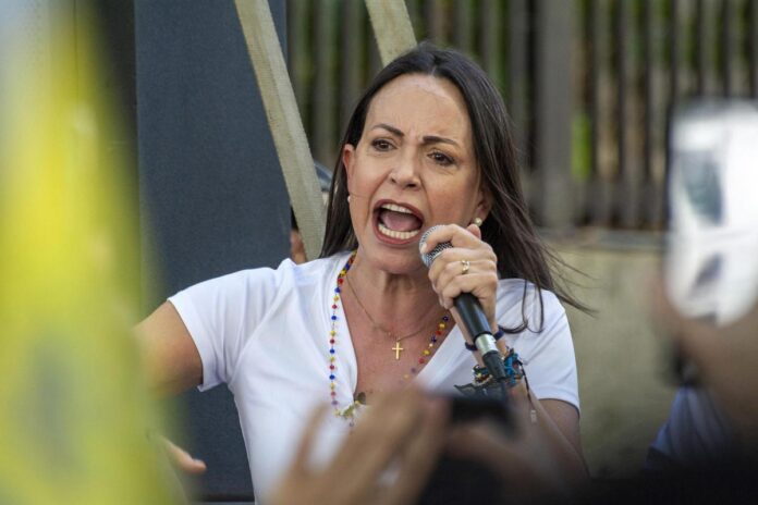 María Corina Machado: «No nos van a sacar de la ruta electoral» María Corina Machado: "Cumplir con Barbados es entender que me voy a inscribir y voy a enfrentar a Maduro"