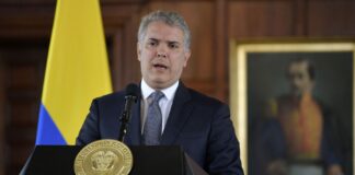 Iván Duque: “Colombia está jugando a lavarle la cara a Nicolás Maduro, el más grande sátrapa del hemisferio” Iván Duque: “Colombia está jugando a lavarle la cara a Nicolás Maduro, el más grande sátrapa del hemisferio”
