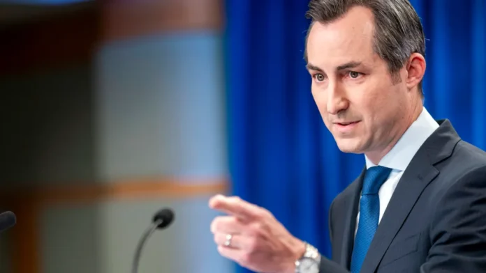 Estados Unidos recuerda a Nicolás Maduro que licencia petrolera vence en abril: «Acciones contra el Acuerdo de Barbados tendrán consecuencias» Estados Unidos recuerda a Nicolás Maduro que licencia petrolera vence en abril: "Acciones contra el Acuerdo de Barbados tendrán consecuencias"