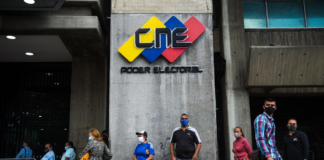 Eugenio Martínez: «UNT y MUD no han logrado crear su perfil en el sistema del CNE» Decisión del CNE en el 2006 señala que Manuel Rosales debería retirarse de su rol como Gobernador de Zulia para ser candidato presidencial