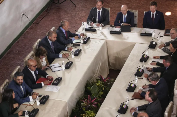 Delegación de Noruega se reuniría con PUD, María Corina Machado y régimen de Nicolás Maduro Delegación de Noruega se reuniría con PUD, María Corina Machado y régimen de Nicolás Maduro