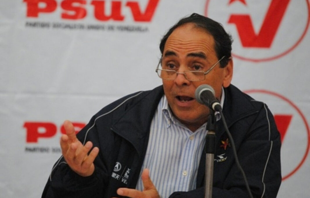 Exministro chavista Héctor Navarro exhorta a venezolanos a votar por Edmundo González Urrutia para 