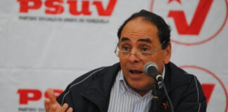 Exministro chavista Héctor Navarro exhorta a venezolanos a votar por Edmundo González Urrutia para «salir de Maduro» Exministro chavista Héctor Navarro exhorta a venezolanos a votar por Edmundo González Urrutia para "salir de Maduro"