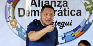 Sala Constitucional del TSJ entrega a José Dionisio Brito la tarjeta electoral de Primero Justicia Sala Constitucional del TSJ entrega a José Dionisio Brito la tarjeta electoral de Primero Justicia