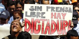 Crece represión en Venezuela contra la prensa a través de periodistas presos o con orden de captura Crece represión en Venezuela contra la prensa a través de periodistas presos o con orden de captura