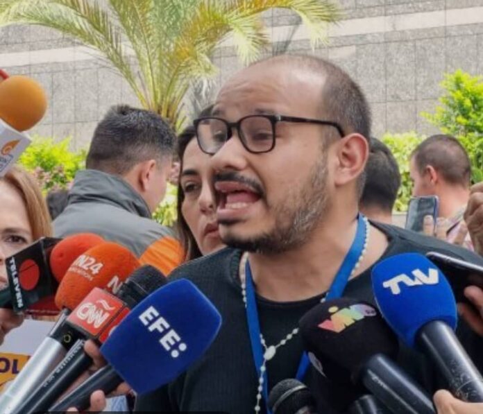CNP rechaza que periodista Carlos Julio Rojas esté implicado en planes de magnicidio CNP rechaza que periodista Carlos Julio Rojas esté implicado en planes de magnicidio