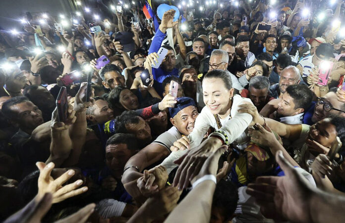 María Corina Machado: «Lula y Petro son conscientes de las implicaciones de las elecciones en Venezuela» María Corina Machado: "Lula y Petro son conscientes de las implicaciones de las elecciones en Venezuela"