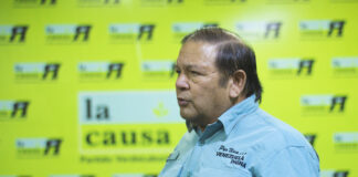 Andrés Velásquez tras revocatoria de invitación a la Unión Europea: «La victoria que alcanzaremos debe y tiene que ser por avalancha» Andrés Velásquez tras revocatoria de invitación a la Unión Europea: "La victoria que alcanzaremos debe y tiene que ser por avalancha"
