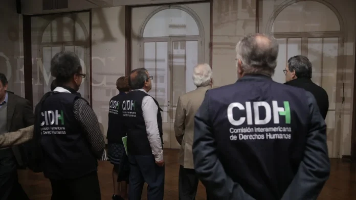 CIDH alertó sobre aumento de la persecución contra la oposición a medida que se acerca la elección presidencial en Venezuela CIDH insta al régimen de Nicolás Maduro a combatir la impunidad de manera seria y real
