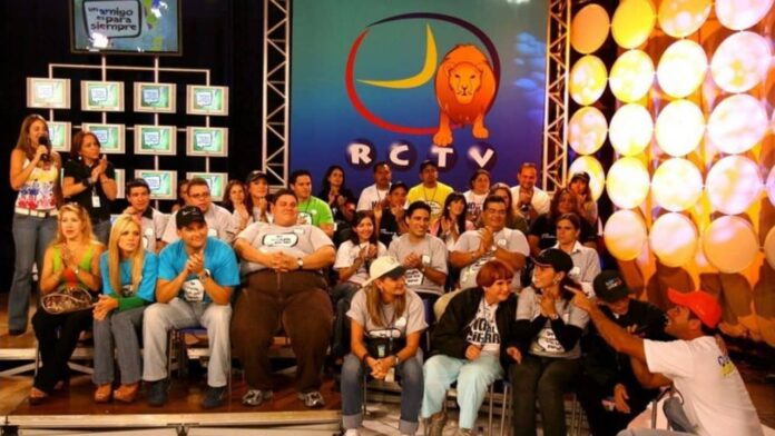 405 medios de comunicación clausurados por el chavismo desde el cierre de RCTV 405 medios de comunicación clausurados por el chavismo desde el cierre de RCTV