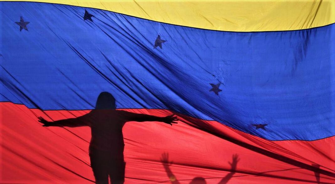 Edgar Cherubini Lecuna | ¿Cuál es la visión de nación después de 25 años de chavismo en Venezuela?