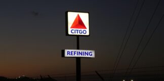 Empleados despedidos de Pdvsa piden a tribunal en Estados Unidos que suspenda subasta de Citgo Empleados despedidos de Pdvsa piden a tribunal en Estados Unidos que suspenda subasta de Citgo