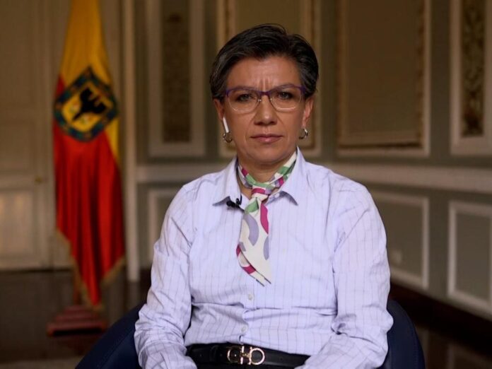 Claudia López Hernández sobre fraude electoral en Venezuela: «¿Hasta cuando va a seguir mudo el presidente Gustavo Petro?» Claudia López Hernández sobre fraude electoral en Venezuela: "¿Hasta cuando va a seguir mudo el presidente Gustavo Petro?"