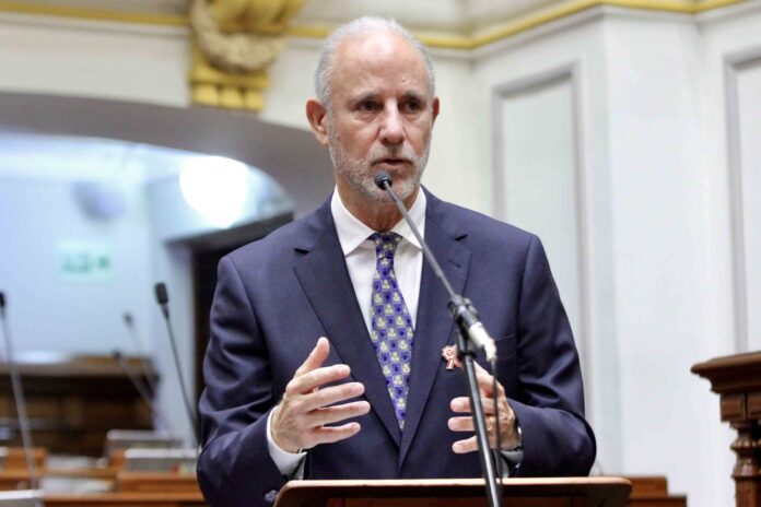 Canciller de Perú informa que Embajador en Venezuela «deja hoy Caracas» llamado en consultas Canciller de Perú informa que Embajador en Venezuela "deja hoy Caracas" llamado en consultas