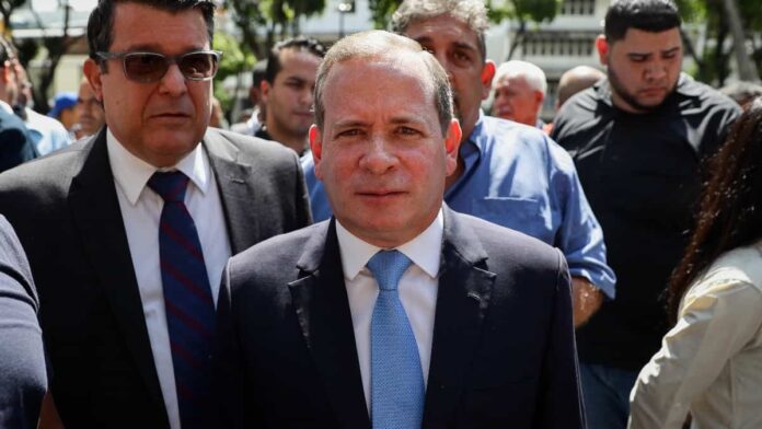 Juan Pablo Guanipa denuncia detención de periodista español por parte de funcionarios del régimen de Nicolás Maduro Juan Pablo Guanipa denuncia detención de periodista español por parte de funcionarios del régimen de Nicolás Maduro