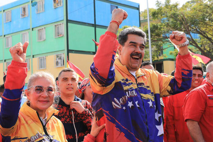 Trabajadores públicos y docentes en Táchira fueron obligados a asistir a inicio de campaña de Maduro Trabajadores públicos y docentes en Táchira fueron obligados a asistir inicio de campaña de Maduro