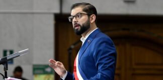 Presidente de Chile tras desarticulación de célula del Tren de Aragua en el sur del país: «Donde estén, los vamos a perseguir» Presidente de Chile tras desarticulación de célula del Tren de Aragua en el sur del país: "Donde estén, los vamos a perseguir"