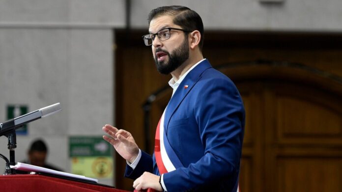 Presidente de Chile tras desarticulación de célula del Tren de Aragua en el sur del país: «Donde estén, los vamos a perseguir» Presidente de Chile tras desarticulación de célula del Tren de Aragua en el sur del país: "Donde estén, los vamos a perseguir"
