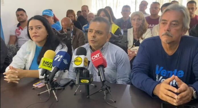 Hombres armados atacaron a Luis Carrero, coordinador del comando ConVzla en el estado Táchira Hombres armados atacaron a Luis Carrero, coordinador del comando Con Venezuela en el estado Táchira