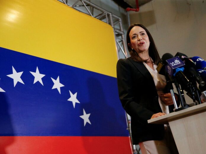 El País de España: María Corina Machado, el fenómeno electoral más arrollador en Venezuela desde el Hugo Chávez en 1998 El País de España: María Corina Machado, el fenómeno electoral más arrollador en Venezuela desde el Hugo Chávez en 1998