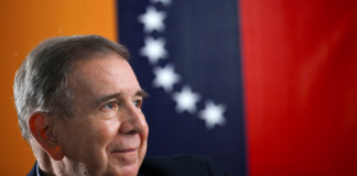 Edmundo González Urrutia: «Tengo la esperanza puesta en que podamos hacer un gobierno para todos» Edmundo González Urrutia: "Tengo la esperanza puesta en que podamos hacer un gobierno para todos"