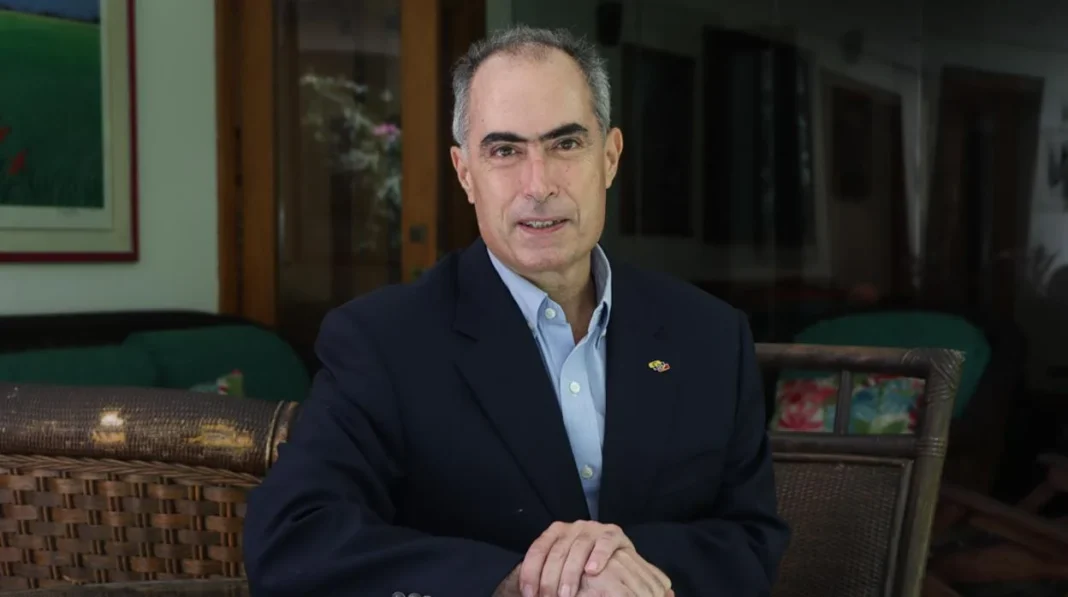 Exrector del CNE: 
