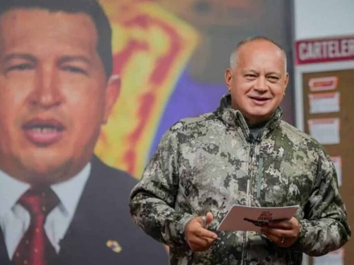 Dictadura madurista detuvo dos españoles, tres estadounidenses y un checo acusados de supuesto plan terrorista Dictadura madurista detuvo dos españoles, tres estadounidenses y un checo acusados de supuesto plan terrorista