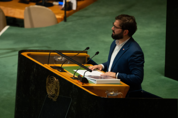 Presidente de Chile pide en la ONU reconocer el triunfo de Edmundo González Urrutia: «Estamos frente a una dictadura que pretende robarse a una elección» Presidente de Chile pide en la ONU reconocer el triunfo de Edmundo González Urrutia en la elección presidencial del #28Jul: "Estamos frente a una dictadura que pretende robarse a una elección"
