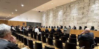 Tribunal de Aruba ordena reconsiderar expulsión de militar venezolano por la agudización de la crisis política tras elección presidencial en Venezuela Tribunal de Aruba ordena reconsiderar expulsión de militar venezolano por la agudización de la crisis política tras elección presidencial en Venezuela