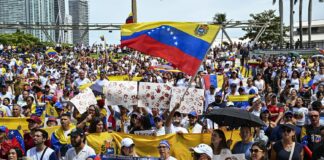 Laboratorio de Paz: Los venezolanos seguimos en resistencia cívica a tres meses del #28Jul Laboratorio de Paz: Los venezolanos seguimos en resistencia cívica a tres meses del #28Jul