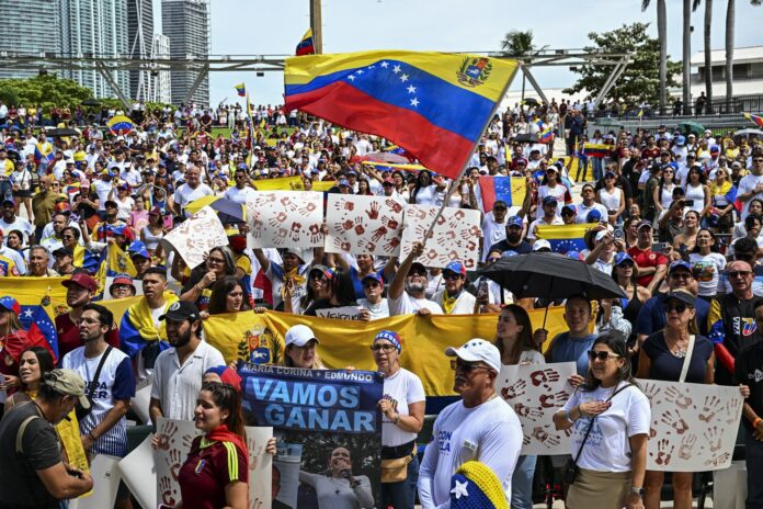 Laboratorio de Paz: Los venezolanos seguimos en resistencia cívica a tres meses del #28Jul Laboratorio de Paz: Los venezolanos seguimos en resistencia cívica a tres meses del #28Jul