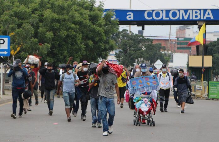 Investigación señala que 23,6% de los venezolanos en Colombia enfrentó discriminación laboral por su nacionalidad Investigación señala que 23,6% de los venezolanos en Colombia enfrentó discriminación laboral por su nacionalidad