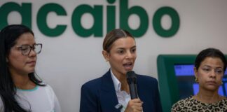 Vanessa Linares de Ramírez exige la liberación de Rafael Ramírez Colina tras tres semanas de su detención arbitraria Vanessa Linares de Ramírez exige la liberación de Rafael Ramírez Colina tras tres semanas de su detención arbitraria